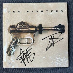 Foo Fighters – FOO FIGHTERS Autographed Vinyl Record | Signed LP | COA Included
